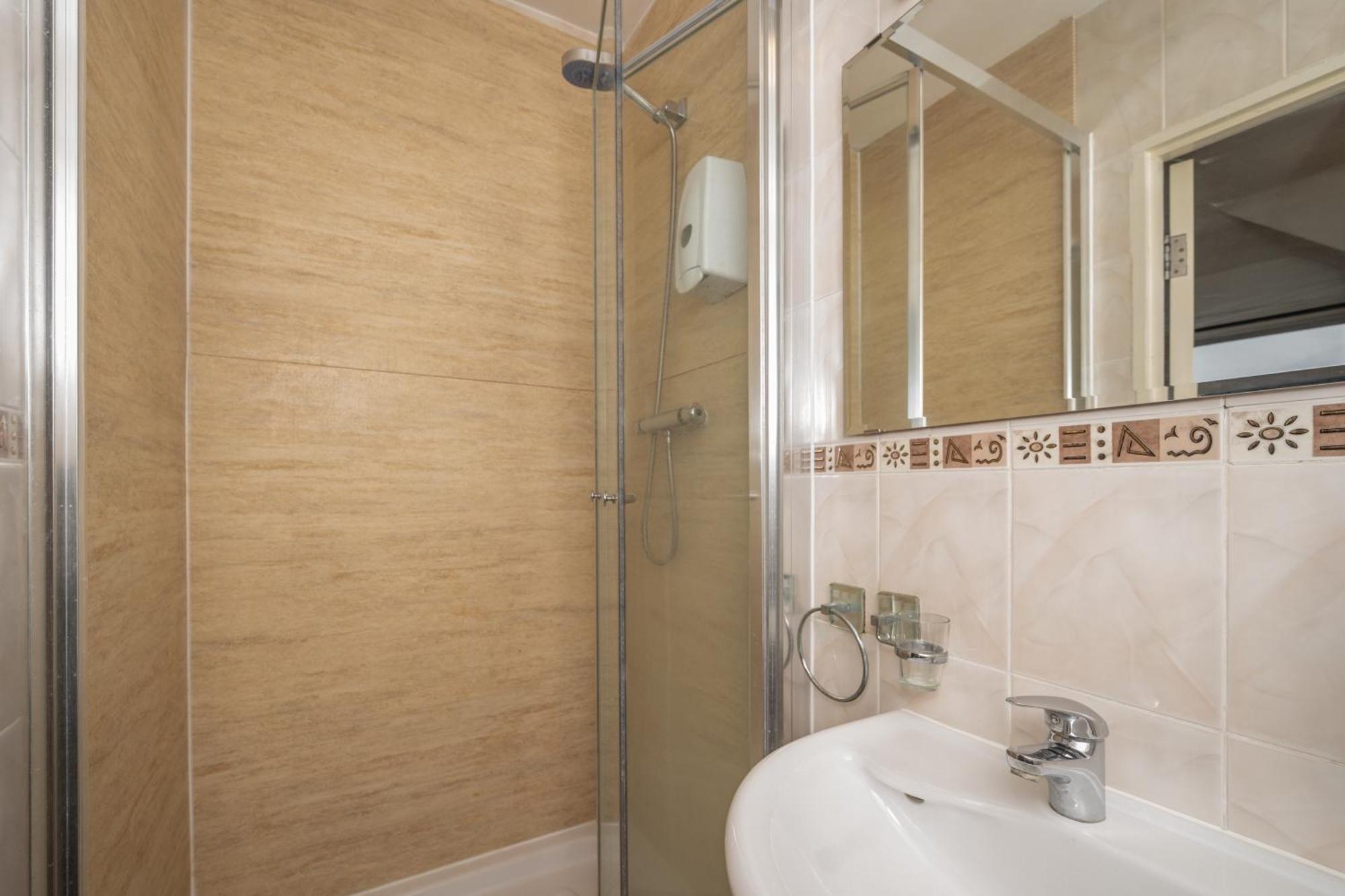 Flexistay Aparthotel Tooting London Exterior photo