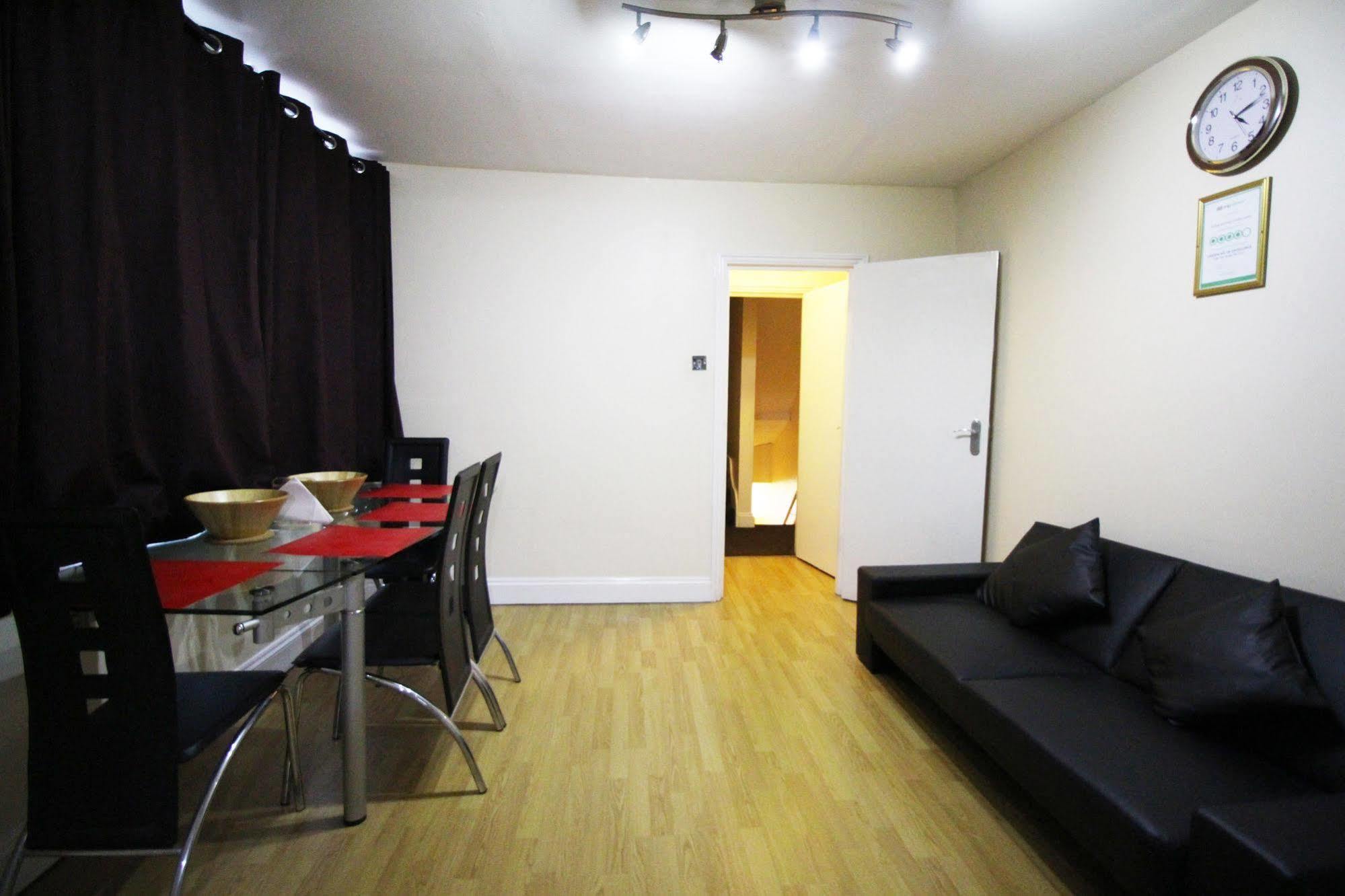 Flexistay Aparthotel Tooting London Exterior photo