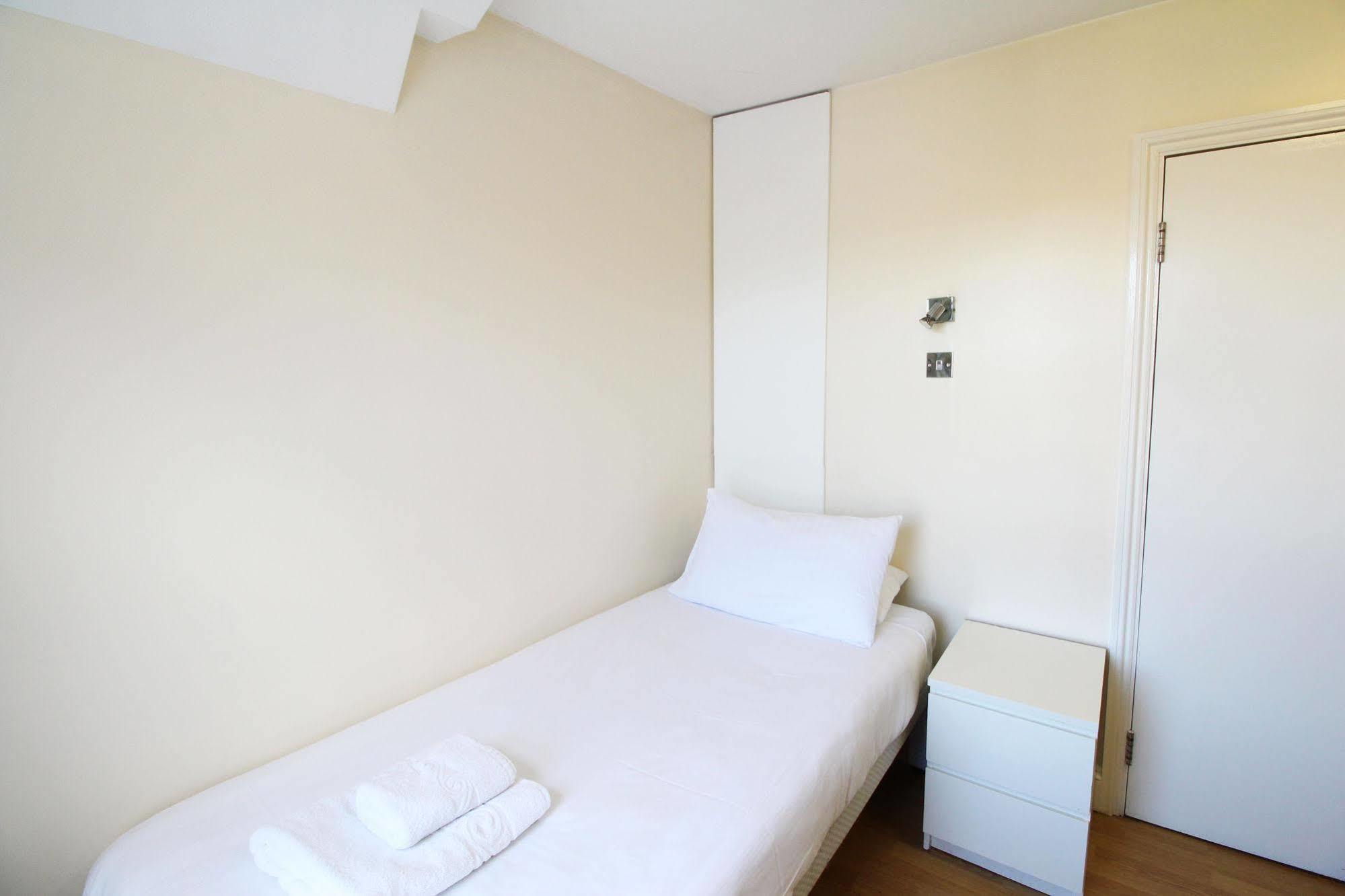 Flexistay Aparthotel Tooting London Exterior photo